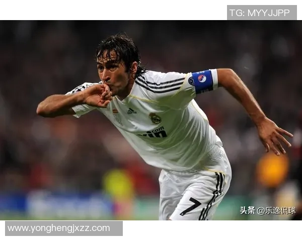 追溯绿茵传奇聚焦足球球星derek非凡生涯与荣耀瞬间 追溯绿茵传奇聚焦足球球星derek非凡生涯与荣耀瞬间